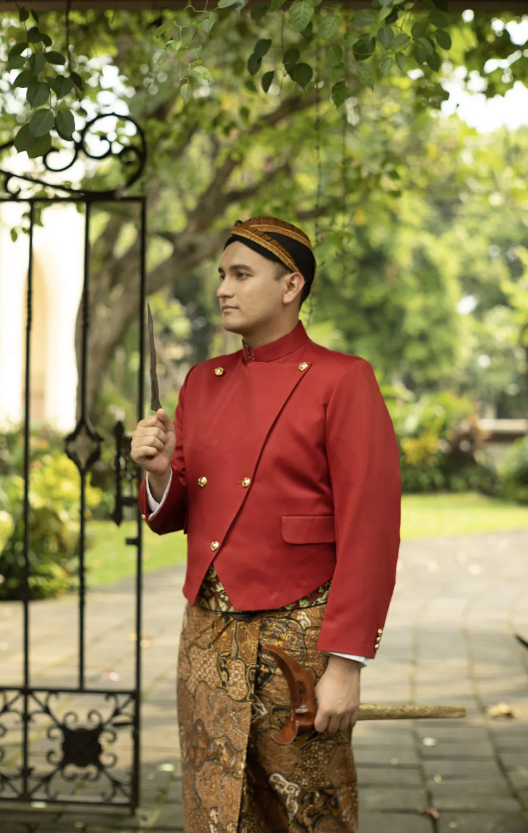 Groom