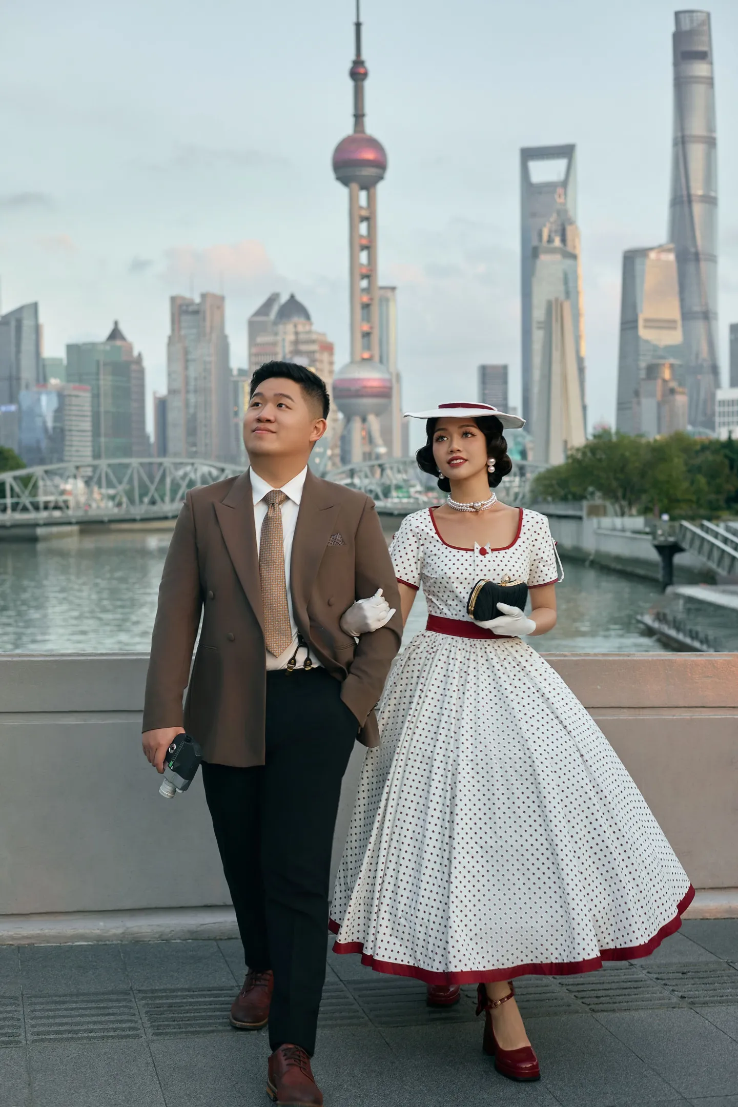 Undangan Digital  dan 