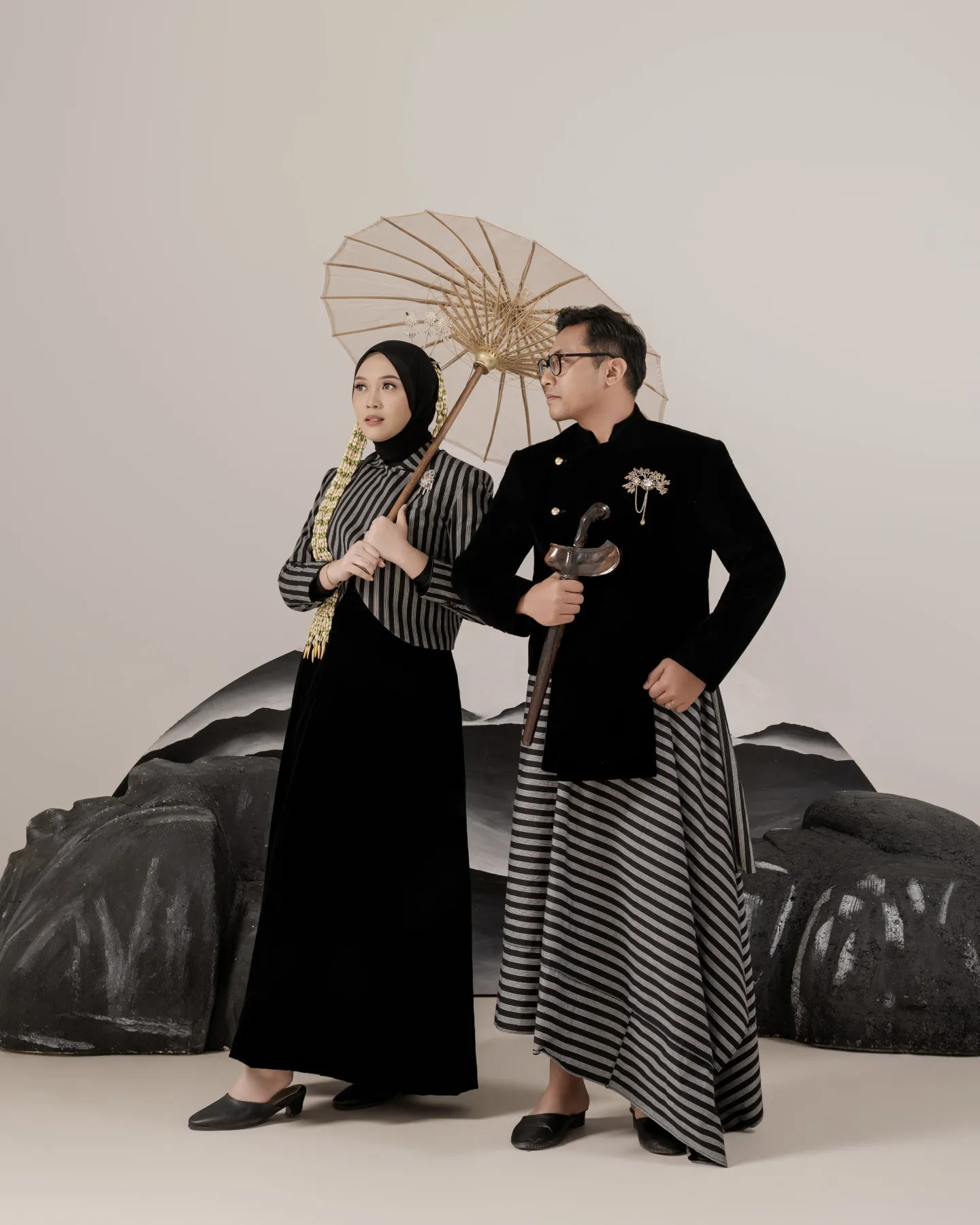 background-couple