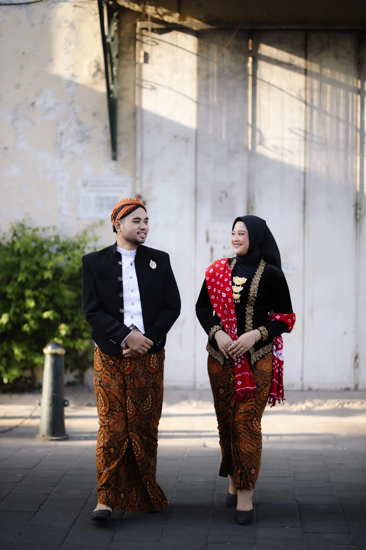 background-couple