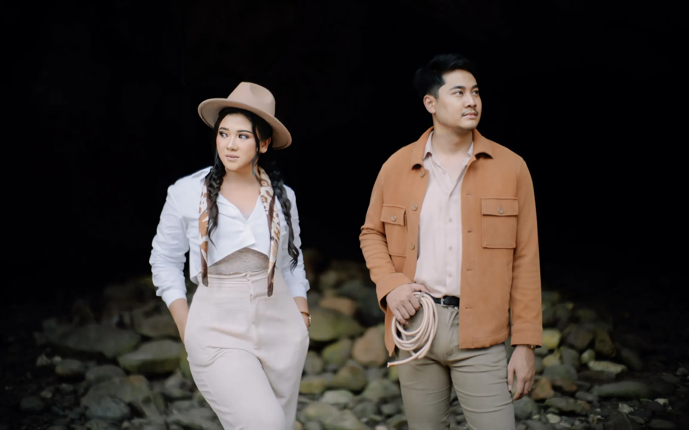 couple-background