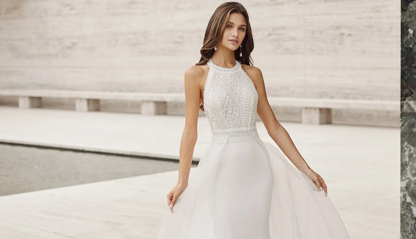 Rekomendasi Busana Pernikahan untuk Intimate Wedding Kamu