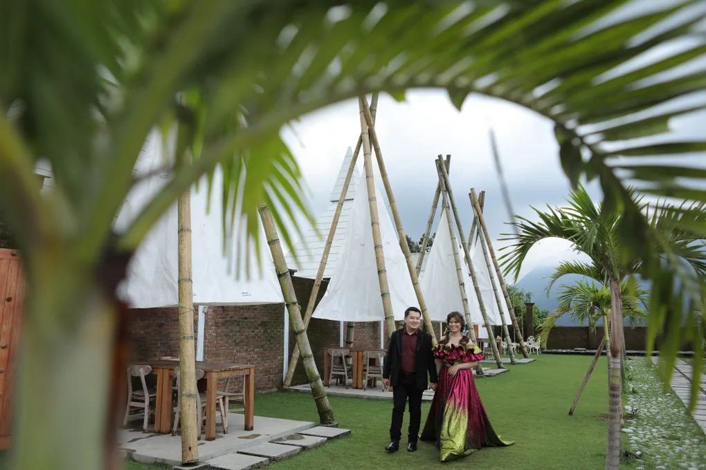 cover-background