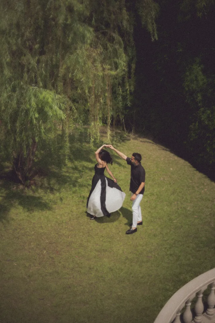 img-gallery
