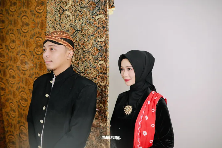 img-gallery