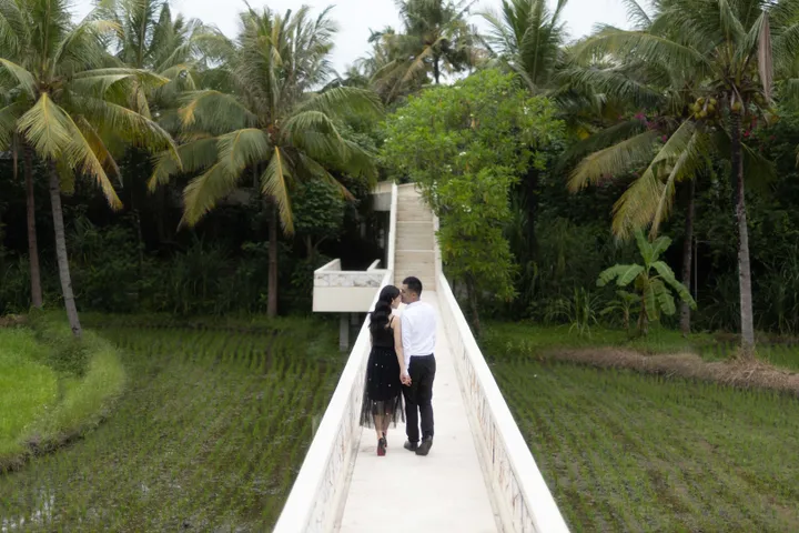img-gallery