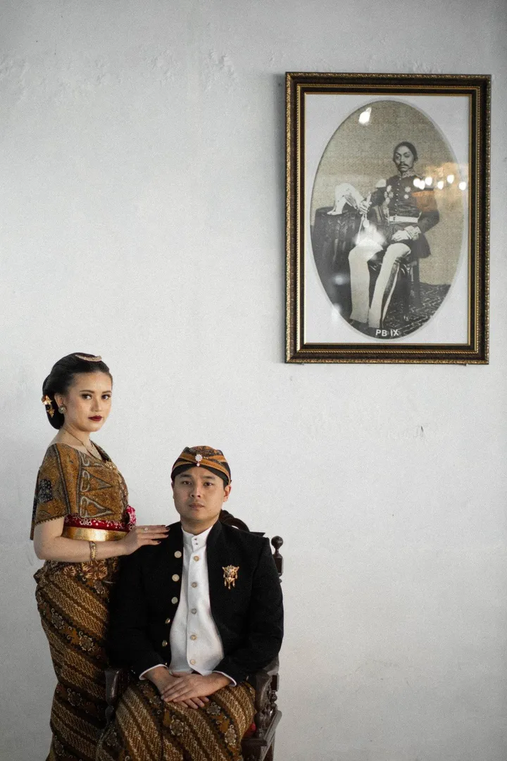 img-gallery