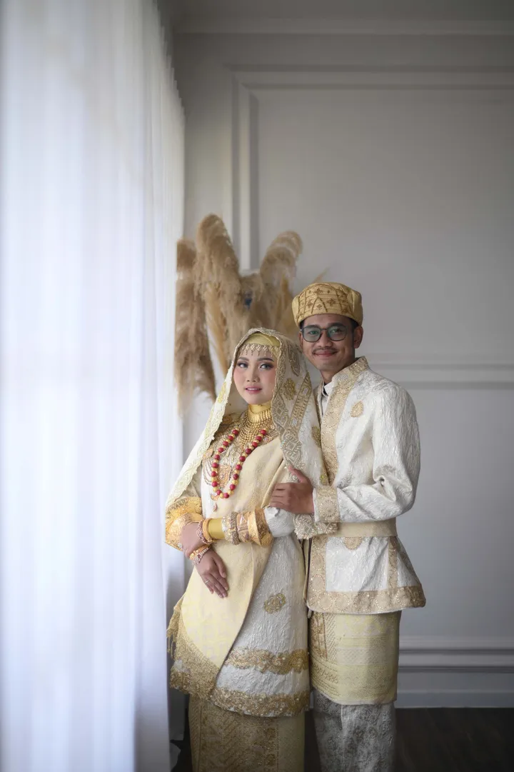 img-gallery